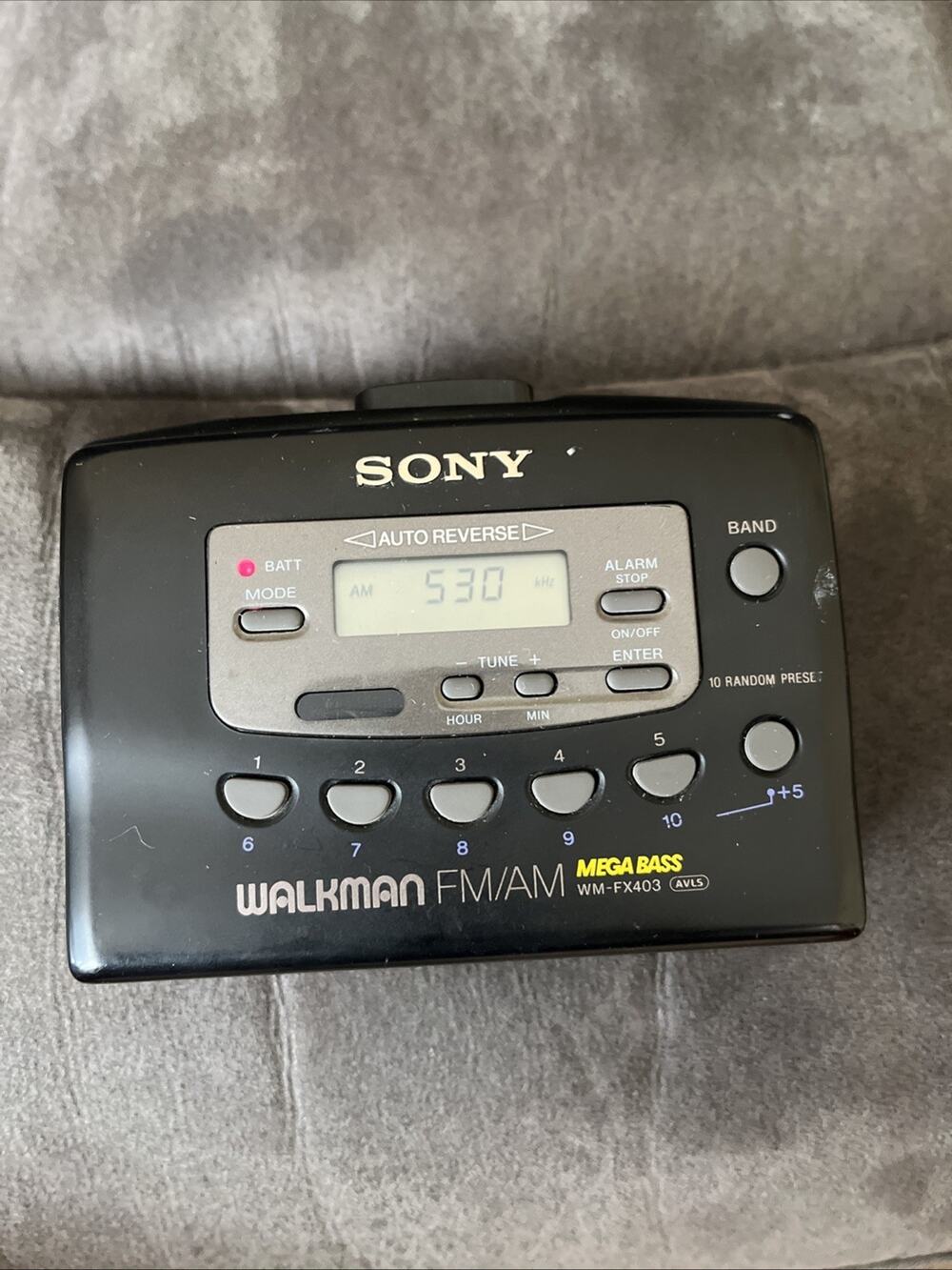 Cassette Broke.Sony Walkman WM-FX403 AM/FM Radio Cassette Player AVLS Mega Bass